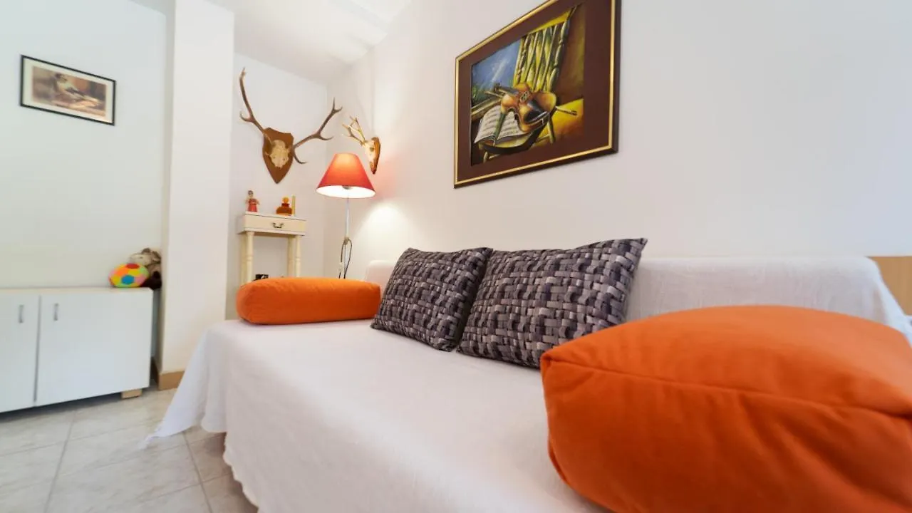 Karolina Apartman Fuzine